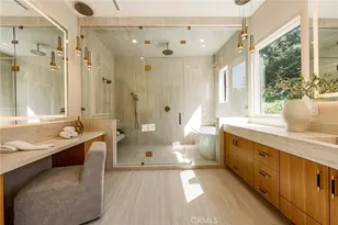 16258 Bertella Dr, Encino, CA 91436 - Photo 44
