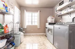 142 N Vendome St, Los Angeles, CA 90026 - Photo 20