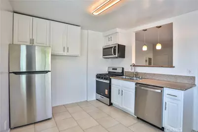 6944 Coldwater Canyon Avenue, North Hollywood, CA 91605 - Photo 18