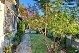21646 Dumetz, Woodland Hills, CA 91364 - Photo 8
