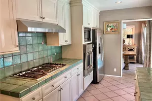 21646 Dumetz, Woodland Hills, CA 91364 - Photo 20