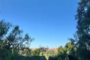 21646 Dumetz, Woodland Hills, CA 91364 - Photo 10