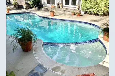 21646 Dumetz, Woodland Hills, CA 91364 - Photo 42