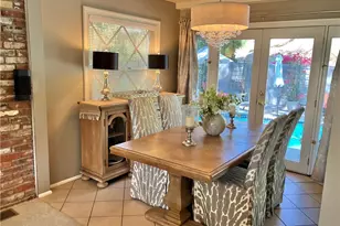 21646 Dumetz, Woodland Hills, CA 91364 - Photo 16