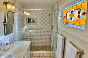 21646 Dumetz, Woodland Hills, CA 91364 - Photo 36