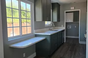 17001 Cantara, Lake Balboa, CA 91406 - Photo 2