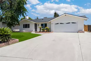 2924 Cedarwood, Bakersfield, CA 93309 - Photo 4