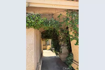 733 E Avenue J12, Lancaster, CA 93535 - Photo 2
