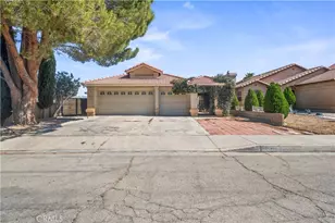 733 E Ave J-12, Lancaster, CA 93535 - Photo 1