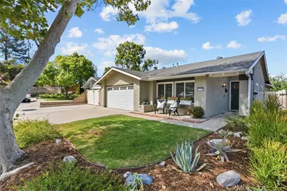 27209 Corry Place, Saugus, CA 91350 - Photo 2