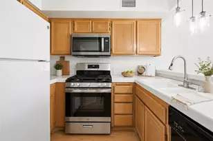 2731 Erringer, Simi Valley, CA 93065 - Photo 4