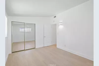 23119 Gainford Street, Woodland Hills, CA 91364 - Photo 14