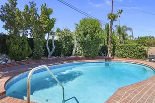 23119 Gainford St, Woodland Hills, CA 91364 - Photo 38