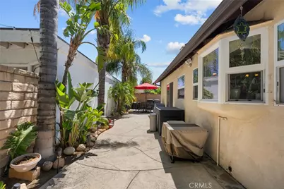 25221 Via Sistine, Valencia, CA 91355 - Photo 40