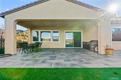 18619 Cedar Crest Drive, Canyon Country, CA 91387 - Photo 36