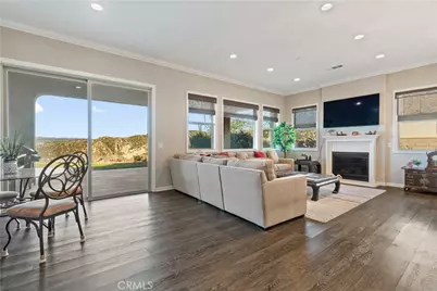 18619 Cedar Crest Drive, Canyon Country, CA 91387 - Photo 18