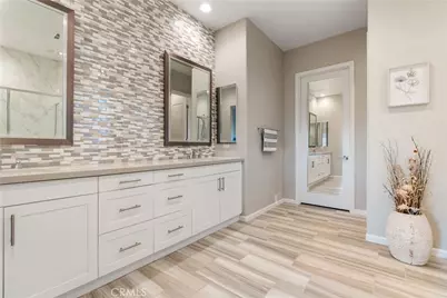 18619 Cedar Crest Drive, Canyon Country, CA 91387 - Photo 32