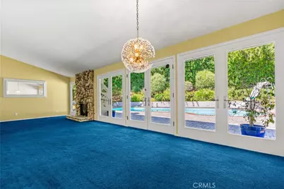 5300 Blanco Avenue, Woodland Hills, CA 91367 - Photo 12
