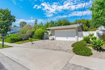 5300 Blanco Avenue, Woodland Hills, CA 91367 - Photo 4