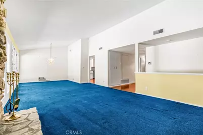 5300 Blanco Avenue, Woodland Hills, CA 91367 - Photo 14