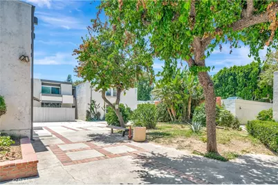 18620 Hatteras Street #247, Tarzana, CA 91356 - Photo 26