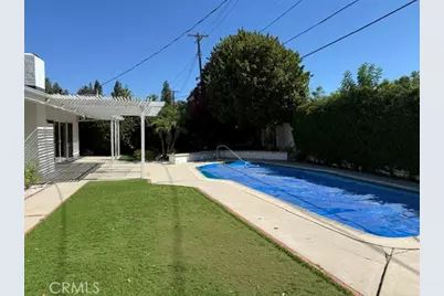 23180 Gainford, Woodland Hills, CA 91364 - Photo 2