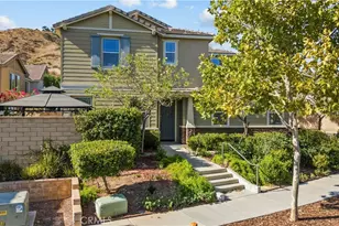 22035 Windham, Saugus, CA 91350 - Photo 2