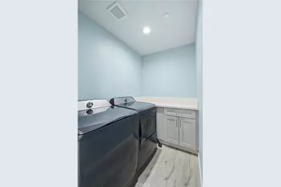 3452 Estrada, Los Angeles, CA 90023 - Photo 10