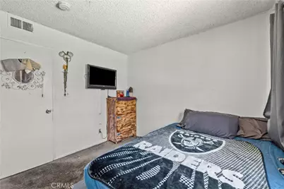 10845 Arbuckle Avenue, Mission Hills (San Fernando), CA 91345 - Photo 36
