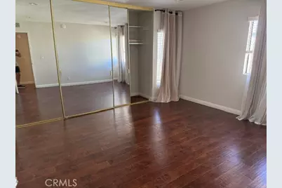 22135 -7 Burbank, Woodland Hills, CA 91367 - Photo 14