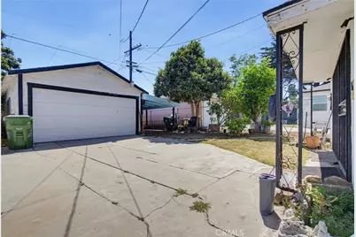 234 E 111th Street, Los Angeles, CA 90061 - Photo 22