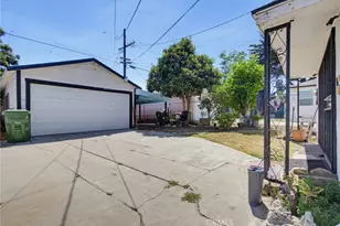 234 E 111th St, Los Angeles, CA 90061 - Photo 22