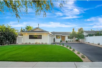 7915 Owensmouth, Canoga Park, CA 91304 - Photo 4