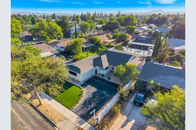 7915 Owensmouth, Canoga Park, CA 91304 - Photo 62