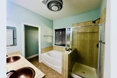 2404 Sosa Drive, Bakersfield, CA 93313 - Photo 16