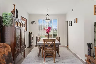 27569 Cunningham, Valencia, CA 91354 - Photo 8