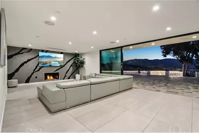 13042 Jolette Avenue, Granada Hills, CA 91344 - Photo 8