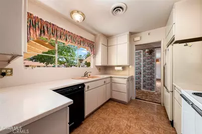 1115 E Avenue J4, Lancaster, CA 93535 - Photo 6
