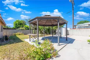 8531 Chimineas Ave, Northridge, CA 91325 - Photo 40