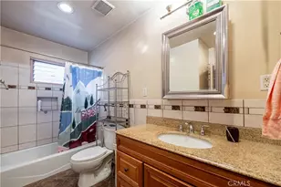 8531 Chimineas Ave, Northridge, CA 91325 - Photo 38