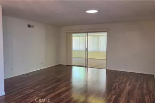 19340 Oak Crossing, Newhall, CA 91321 - Photo 12