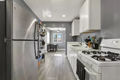334 W California Avenue, Vista, CA 92083 - Photo 10