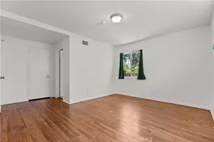 10048 Swinton Ave, Granada Hills, CA 91343 - Photo 26