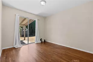 10048 Swinton Ave, Granada Hills, CA 91343 - Photo 16