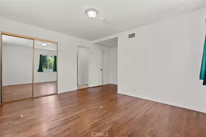 10048 Swinton Avenue, Granada Hills, CA 91343 - Photo 24