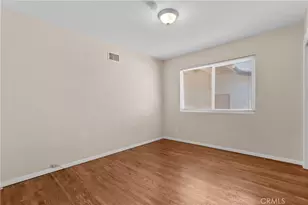 10048 Swinton Ave, Granada Hills, CA 91343 - Photo 20