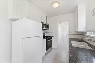 9056 Airdrome St, Los Angeles, CA 90035 - Photo 12