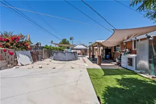 11887 Sproule, Los Angeles, CA 91331 - Photo 26