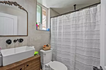 11887 Sproule, Los Angeles, CA 91331 - Photo 8