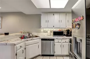 6543 Stoney View, Simi Valley, CA 93063 - Photo 14